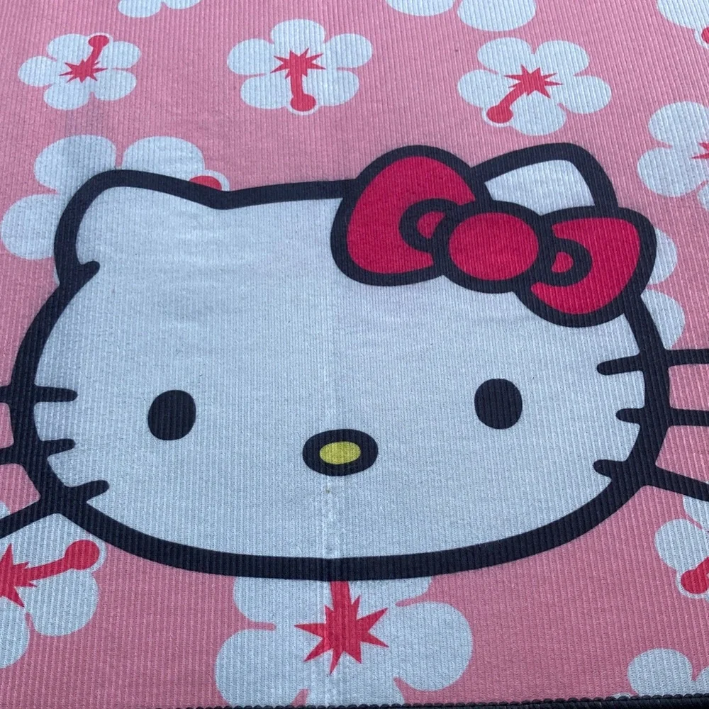 HELLO KITTY Sanrio Accent Rug Floor Mat 23 x 15 inches